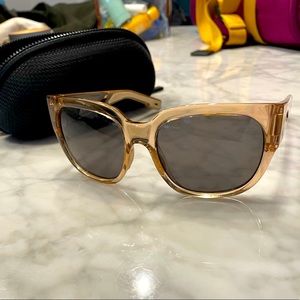 Costa Del Mar waterwoman 580p grey lens shiny blonde sunglasses